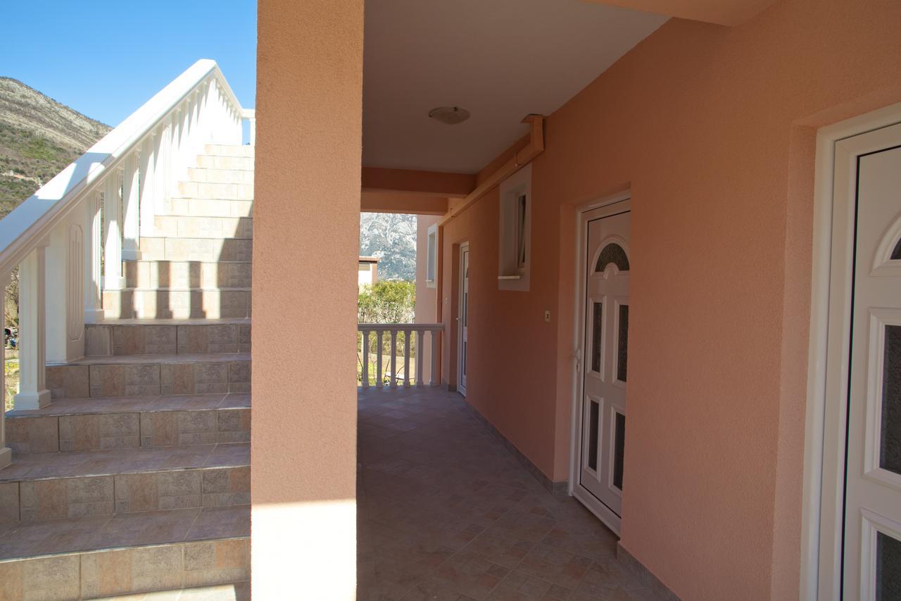 Apartments Bella Vista Herceg Novi Exterior foto
